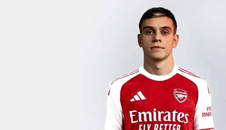 Arsenal Football Kits Shop | Trossard_2025_sbpOfficial Arsenal Away Shirts & Football Kits
